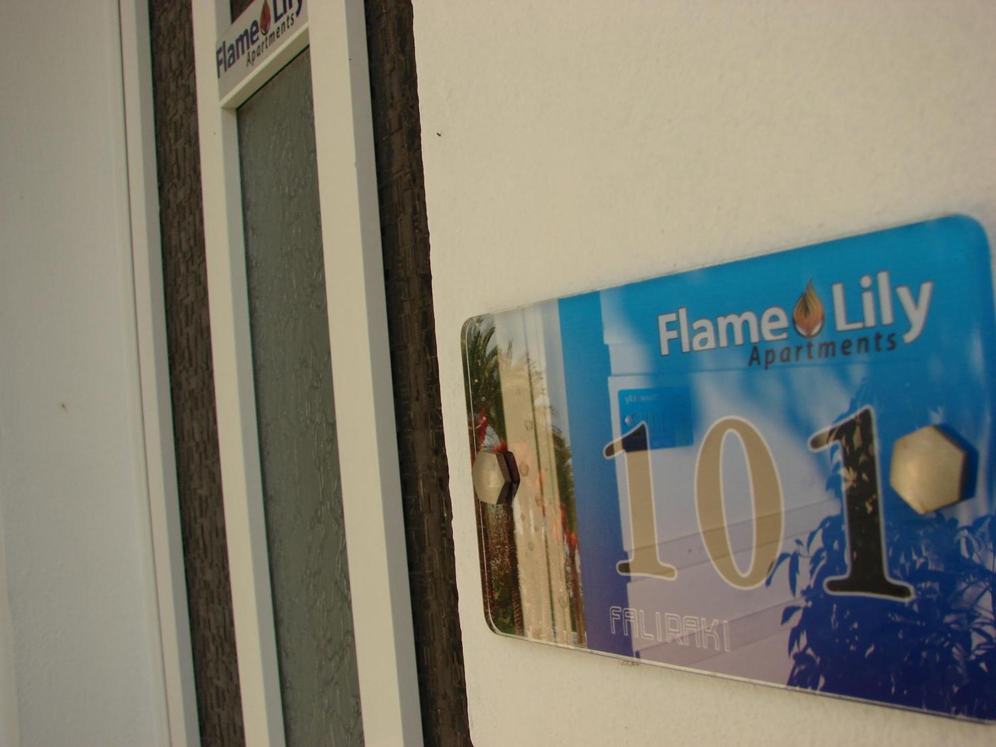 Aparthotel Flame Lily &