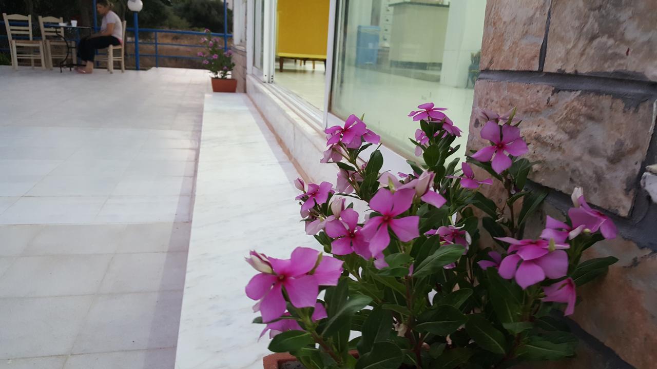 Flame Lily & Aparthotel Faliraki